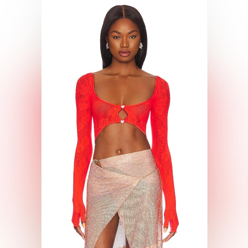 13. NWOT POSTER GIRL THE OCTAVIA TOP IN CHILI